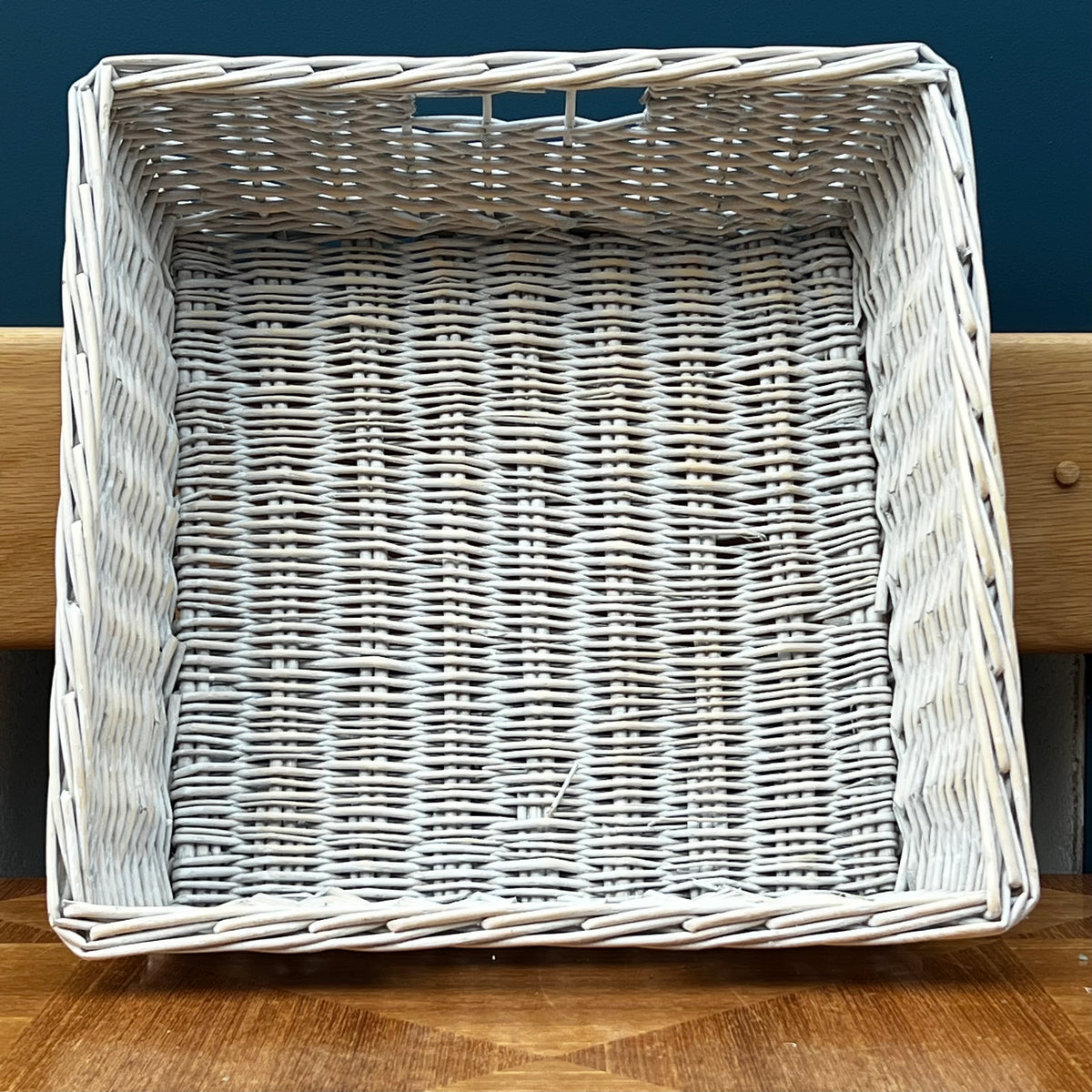 Open Hamper Basket/Tray Gwinllan Conwy Vineyard